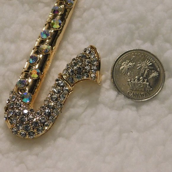 Sax Pendant with chain - Picture 3 of 9